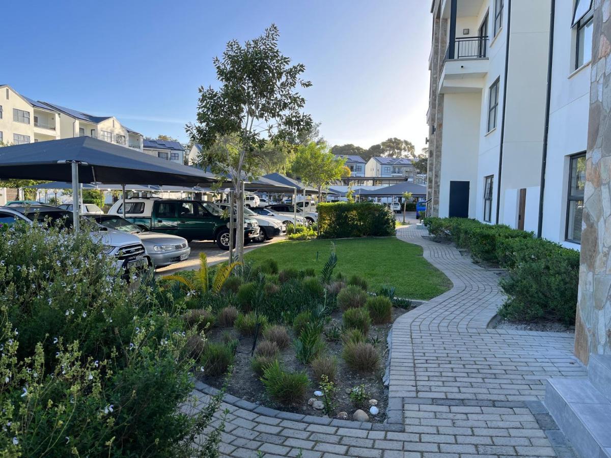 Luxury One Bedroom Apartment Somerset West Eksteriør billede