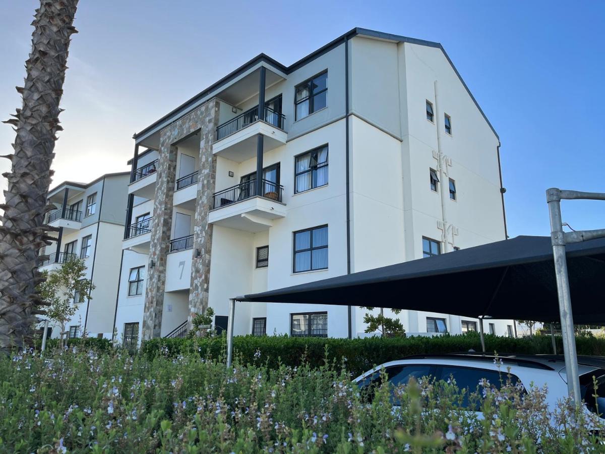 Luxury One Bedroom Apartment Somerset West Eksteriør billede